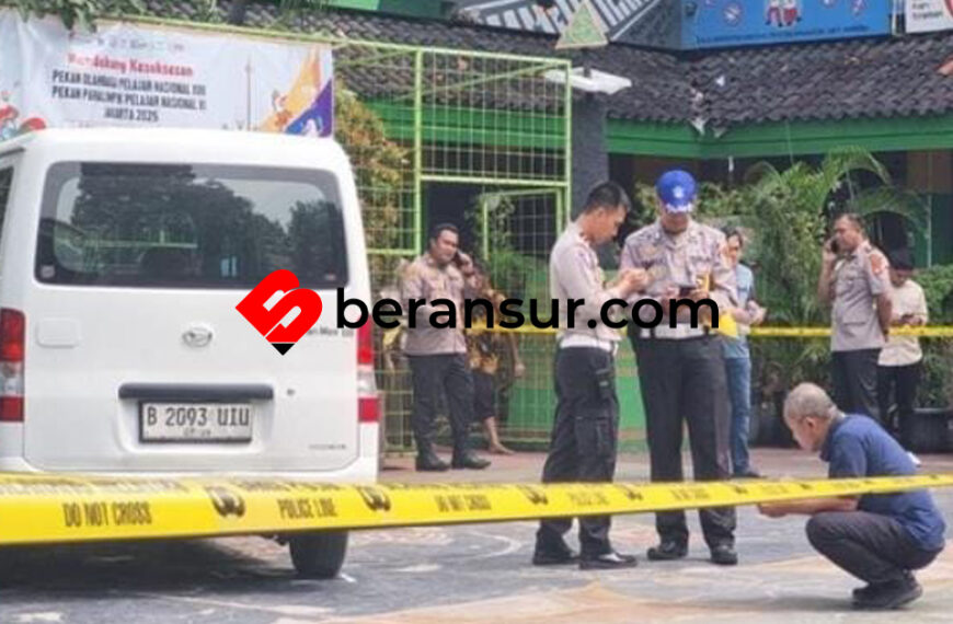 Mobil Pengangkut Makanan Bergizi Gratis Masuk ke Area SDN Kalibaru 01 Pagi dan Tabrak Belasan Siswa