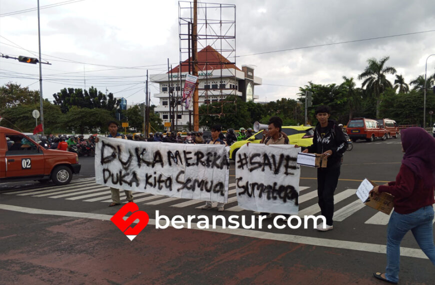 BEM STIES Mitra Karya Kota Bekasi Gelar Aksi Galang Dana Peduli Bencana Alam Sumatera