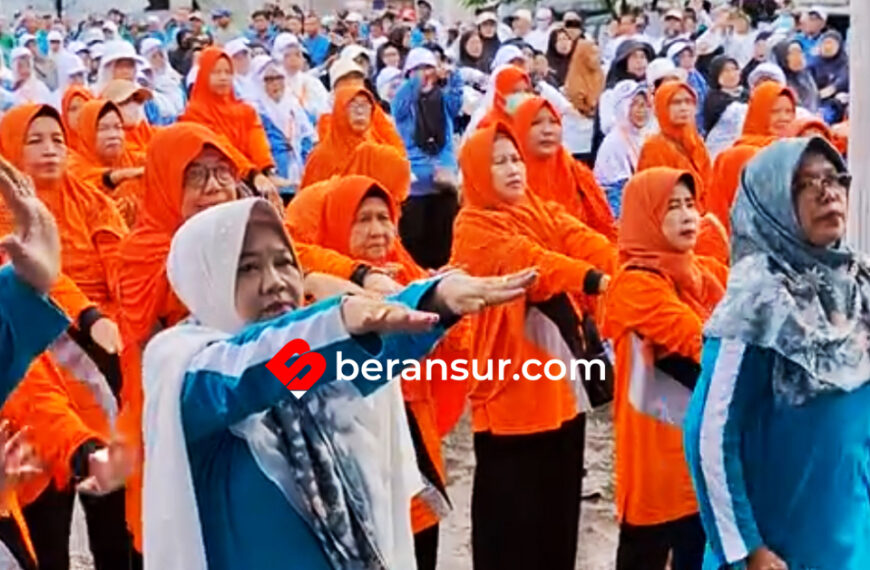 Jelang Keberangkatan, Ribuan Calon Haji Asal Kota Bekasi Ikuti Senam dan Jalan Sehat