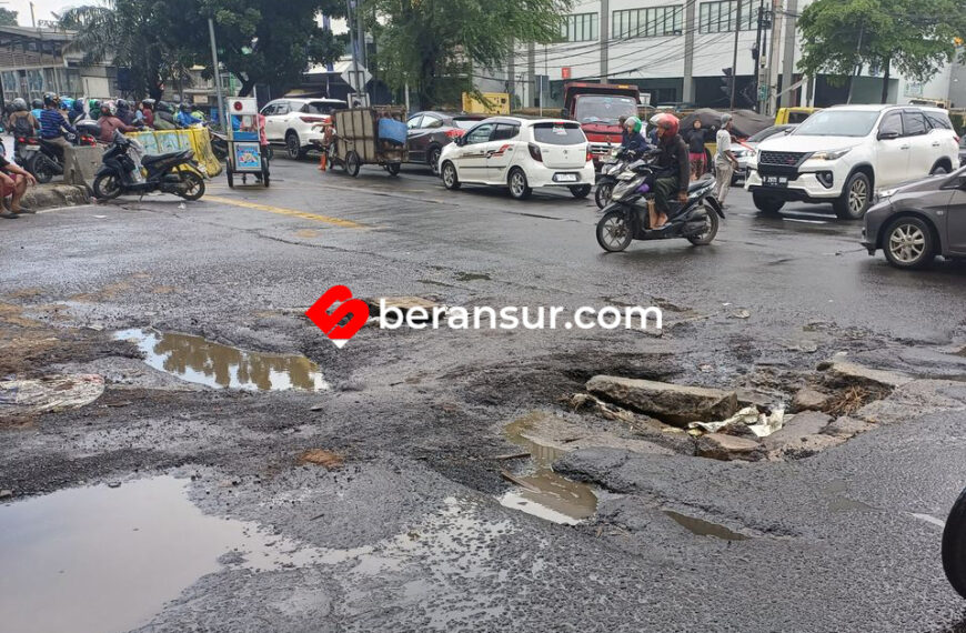 Menteri PU, Gubernur, Walikota hingga Bupati Kini Bisa Dipenjara Bila Biarkan Jalan Berlubang