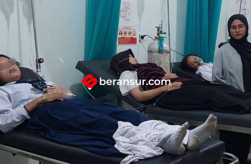 411 Korban Dugaan Keracunan MBG di Mojokerto, Beberapa Pelajar Masih berbaring Di Rumah Sakit