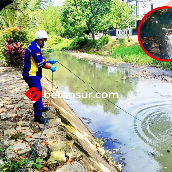 Air Kali Rawalumbu Bekasi Tiba-tiba Jadi Biru, Apa Penyebabnya?