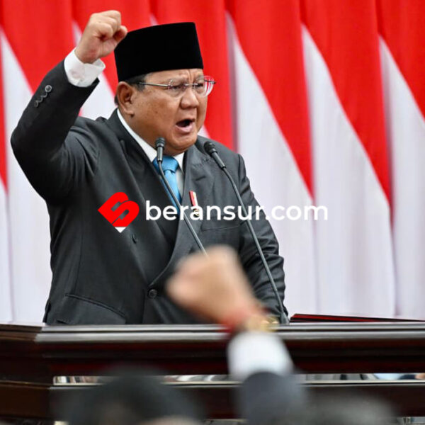 Prabowo: Kalau Ada Aparat Enggak Beres, Videokan dan Laporkan ke Saya!