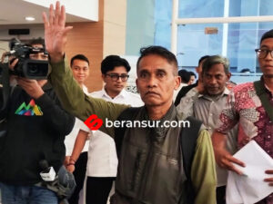 Wakil Kepala BGN Temui Demonstran Korban Penipuan Yayasan Bangun SPPG