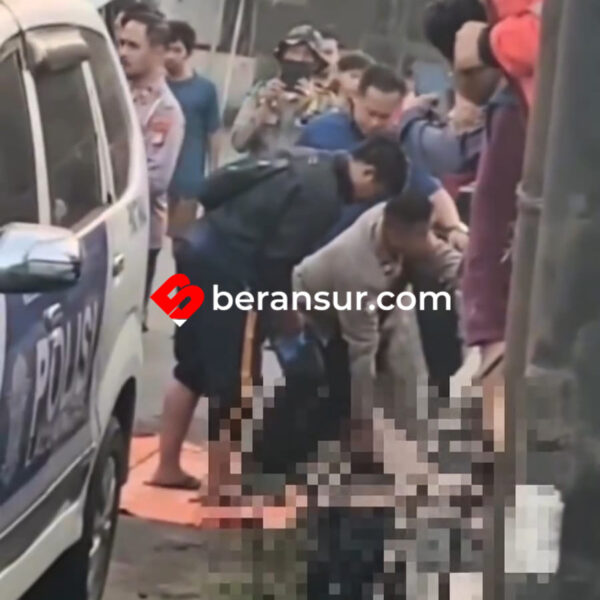 Gegerkan Warga, Penemuan 2 Jasad Pria di Dalam Selokan Mustika Jaya Bekasi