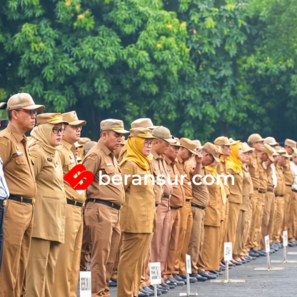 Pemkot Bekasi Larang ASN Gunakan Seragam Dinas untuk Konten Pribadi di Media Sosial