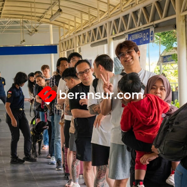 Rupiah Melemah, Turis Asing Padati Batam untuk Liburan dan Berbelanja, Karena Murah?