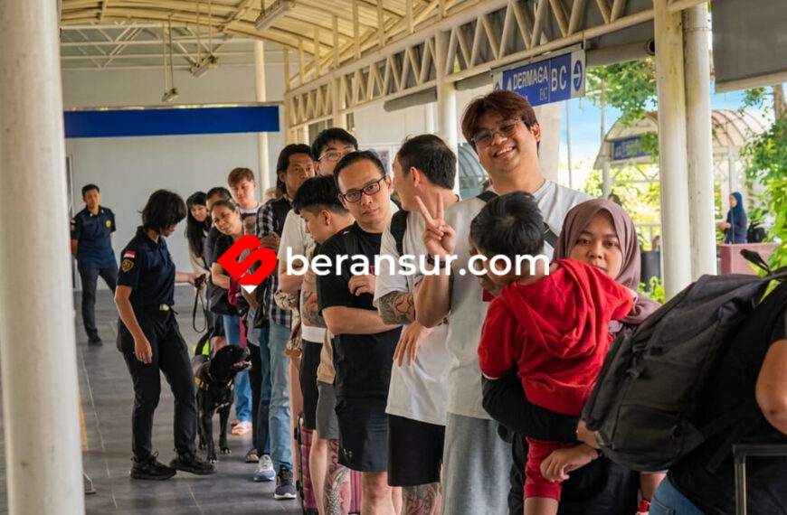 Rupiah Melemah, Turis Asing Padati Batam untuk Liburan dan Berbelanja, Karena Murah?