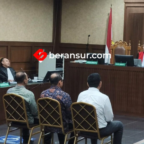 Terima Suap Rp63,5 Miliar dari Kasus Import Barang, Tiga Pejabat Bea Cukai Resmi Didakwa