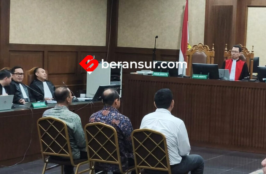 Terima Suap Rp63,5 Miliar dari Kasus Import Barang, Tiga Pejabat Bea Cukai Resmi Didakwa