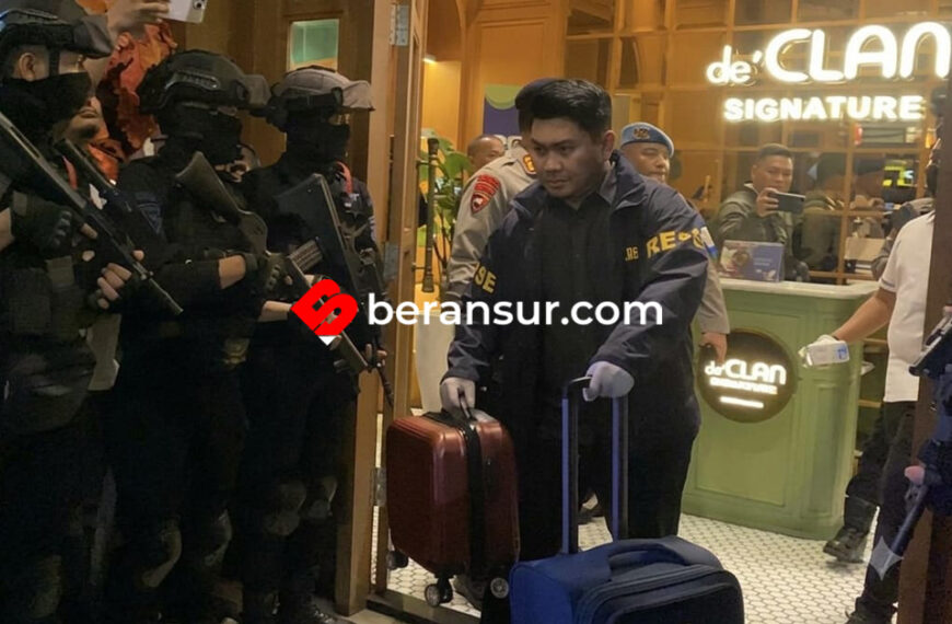 ​Geledah Cafe de’Clan di Cipete, Polisi Temukan Sejumlah Barang Bukti Terkait Kasus Korupsi