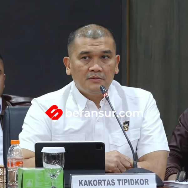 Eks Jampidsus Febrie Adriansyah Resmi Jadi Tersangka Kasus Mega Korupsi