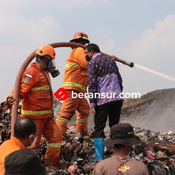 Wamen LHK Diaz Hendropriyono Peringati Antisipasi Kebakaran di TPA Seluruh Indonesia, Setelah Tinjau TPA Jatiwaringin Terbakar