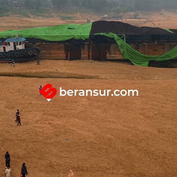 Bak Negeri Arab! Sungai Raksasa di Kalimantan Berubah Jadi Gurun Pasir