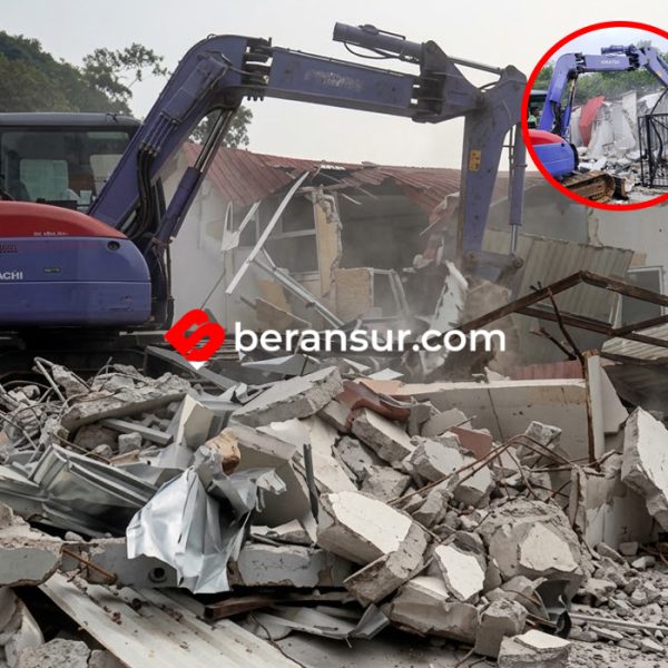 Bangunan Klaster Mewah di Lapas Cibinong Akhirnya Diratakan, Alat Berat Dikerahkan