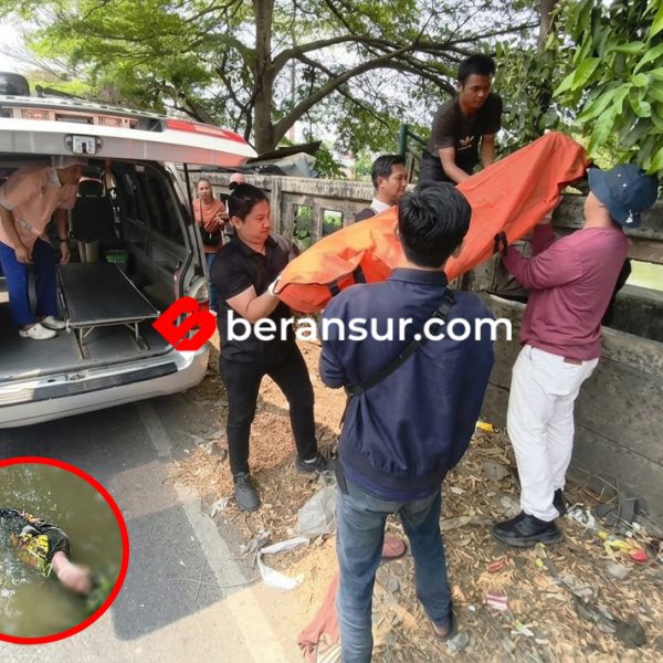 Mayat Pria Berkaos “DEATHLESS” Ditemukan Mengambang di Kalimalang Bekasi Timur