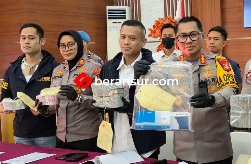 Modus Janji Bansos, 41 Identitas Warga Bekasi Dipakai Korupsi KUR Bank BJB Rp3,92 Miliar